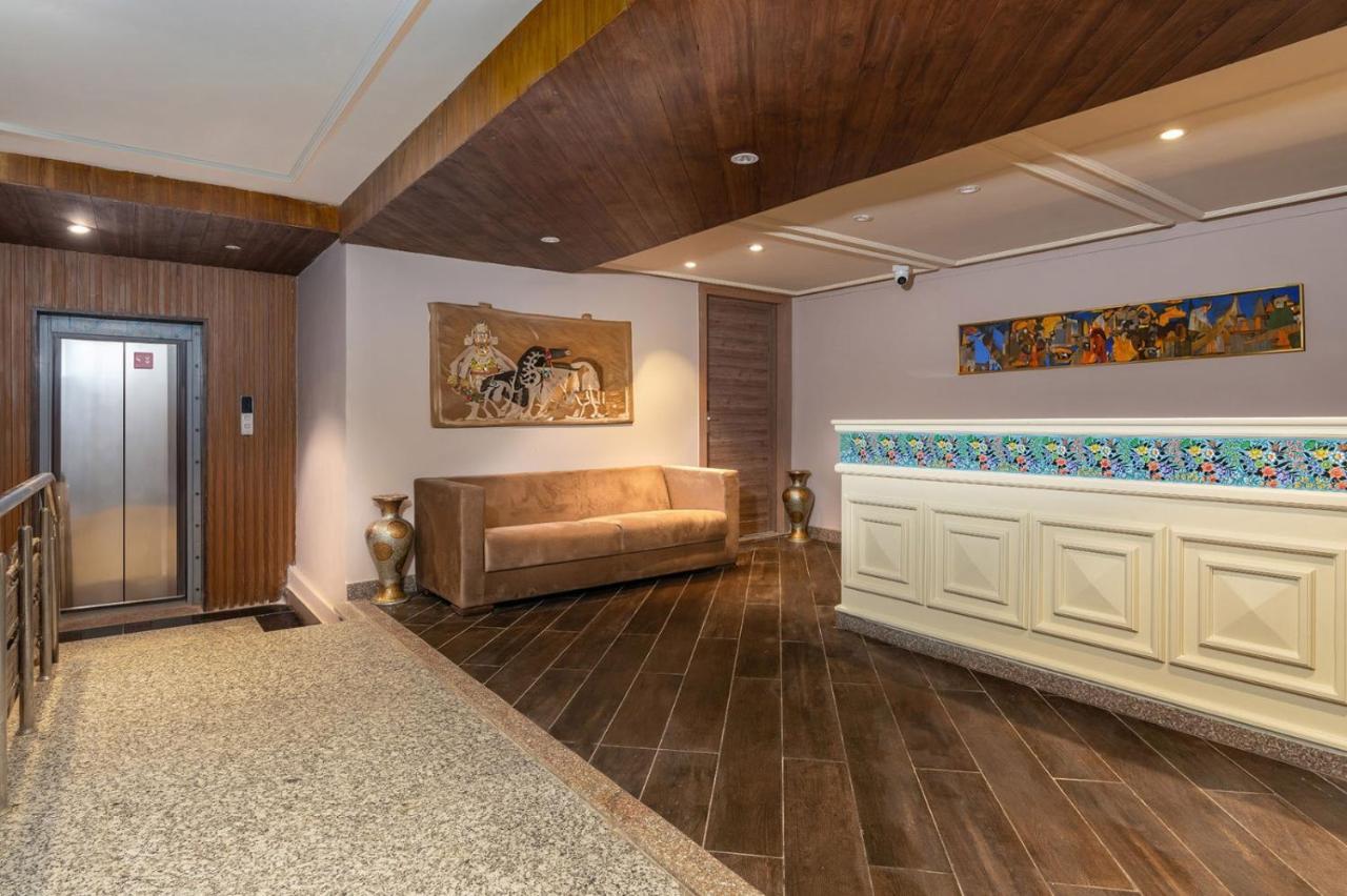 Hotel 11 Boulevard Σριναγκάρ Εξωτερικό φωτογραφία